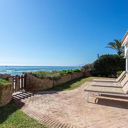 מארבלה Charming Villa On The Seafront מראה חיצוני תמונה