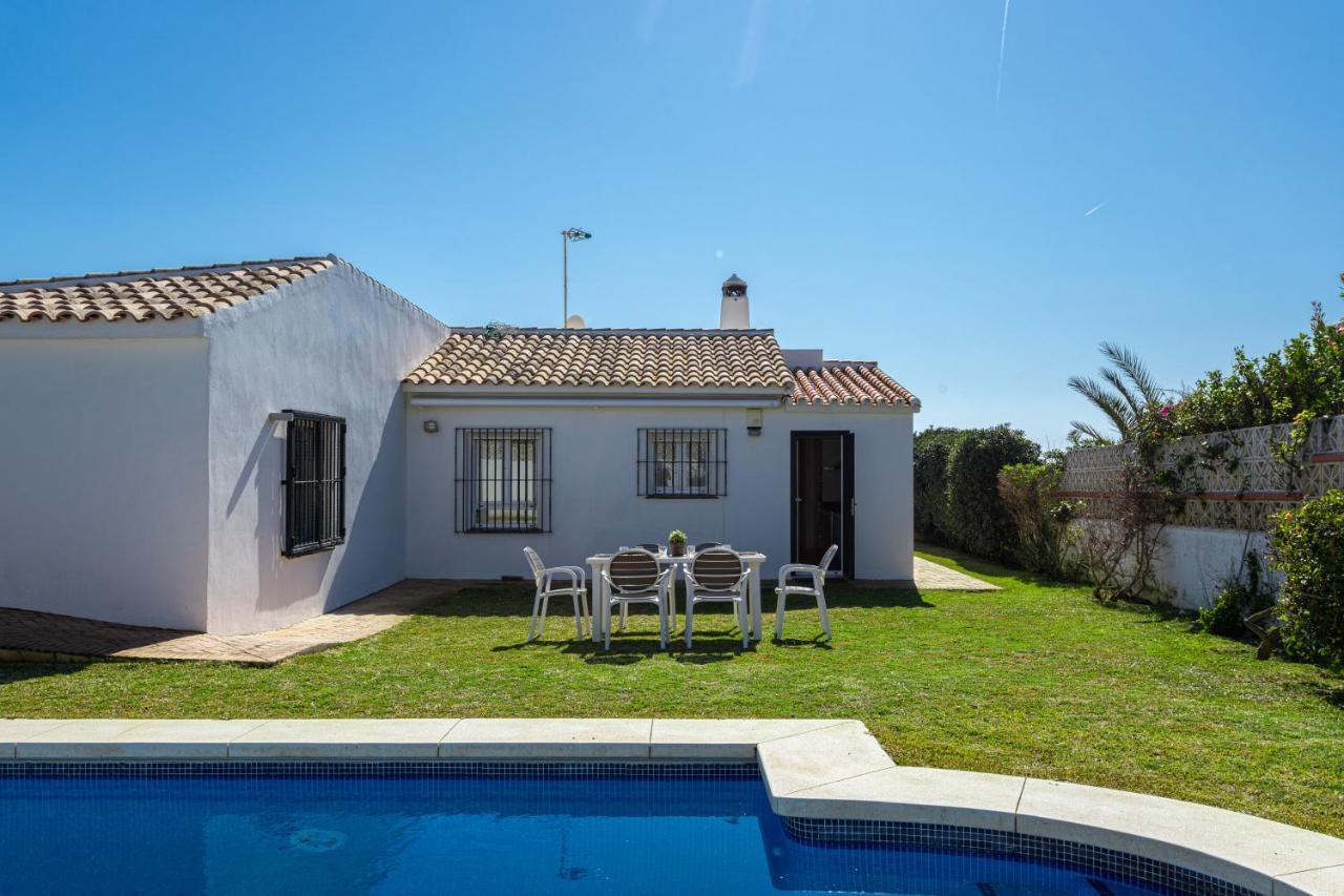 מארבלה Charming Villa On The Seafront מראה חיצוני תמונה